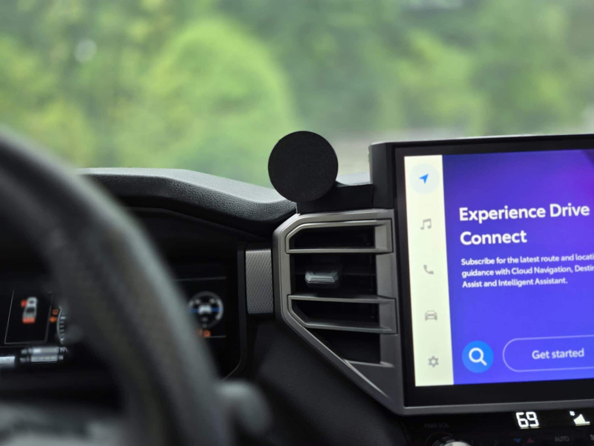 3D-Printed Phone Mount For 2022+ Toyota Tundra Compatible with MagSafe