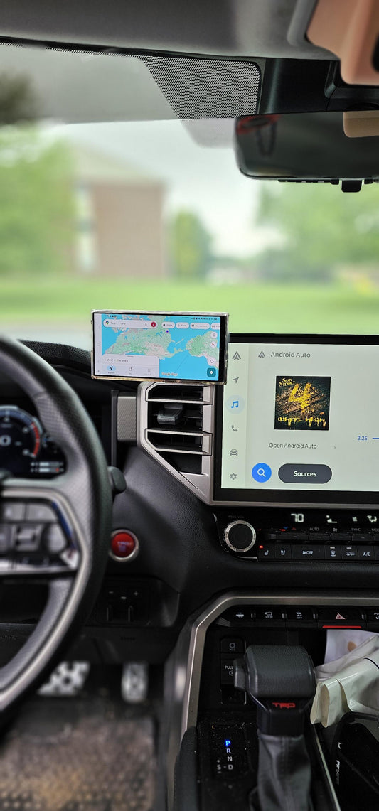 3D-Printed Phone Mount For 2022+ Toyota Tundra Compatible with MagSafe